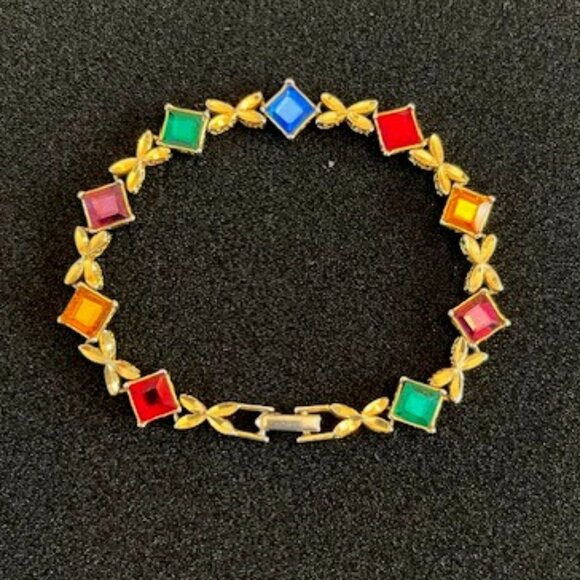 VINTAGE | multi-colored faux gemstone gold-tone 8" bracelet - Picture 1 of 10